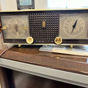 Zenith Dual Dial Brown and Gold Clock Radio